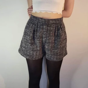 stickade shorts from Monki - stickade shorts från Monki i storlek 38. möter ej upp, postar enbart 🌸