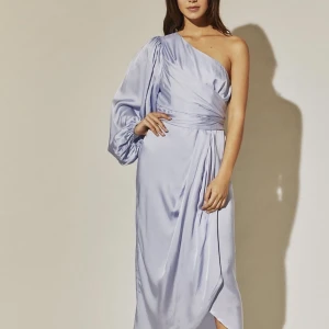 One shoulder dress By Malina - Selling this elegant dress, bought it for a wedding but never worn it, new with tags