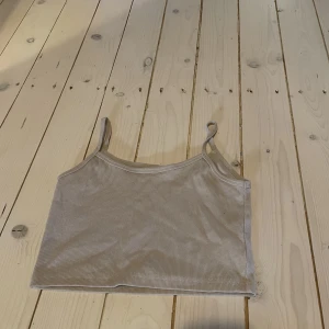 Crop Top - Storlek Xs/ S