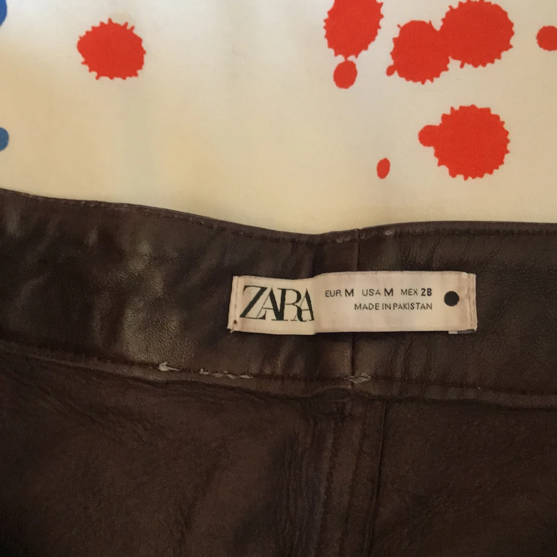 Bruna äkta läderbyxor från Zara - 91