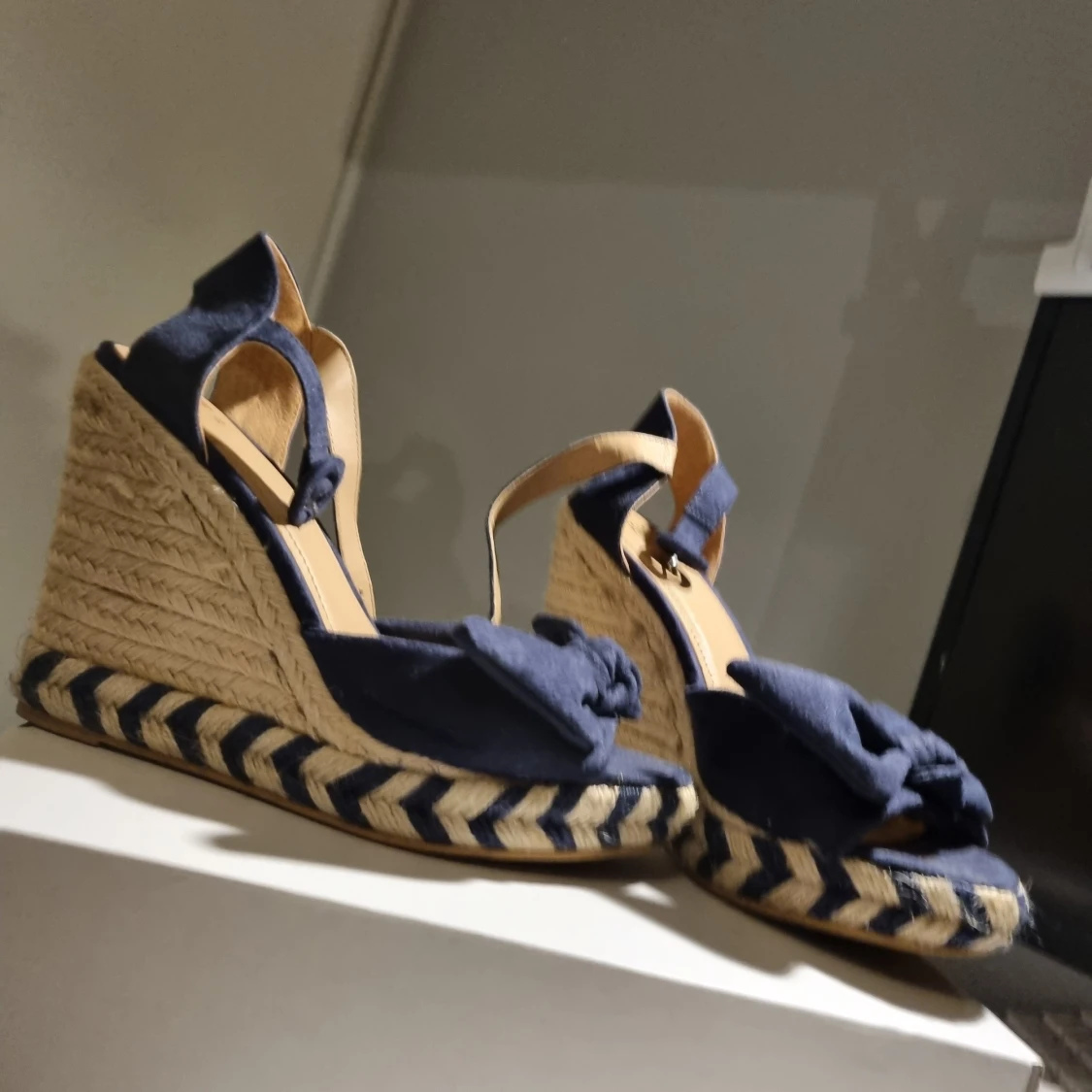 Kilklack 2 par nästan oanvända strl.38 - 91