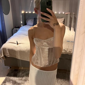 Korsety - Såså fin korsett topp , Frakt 57kr