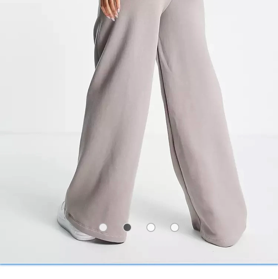 Nike mjukisbyxor oversize - 90