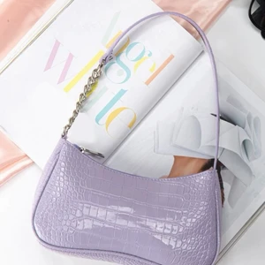 Väska  - väska från shein ~ köparen står för frakten💕