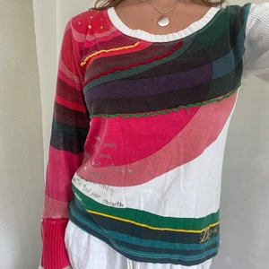Desigual tröja - Superfin tröja med så fina detaljer!