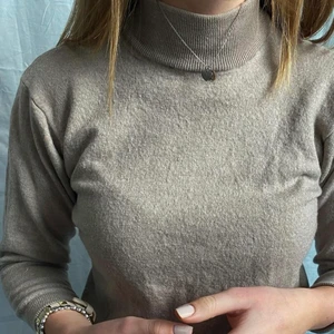 Tröja - Fin färg o skön!