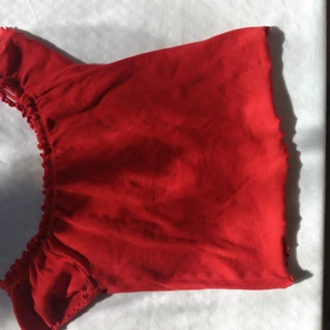 Croptop size Small - Från ginatricot, använd fåtal gånger