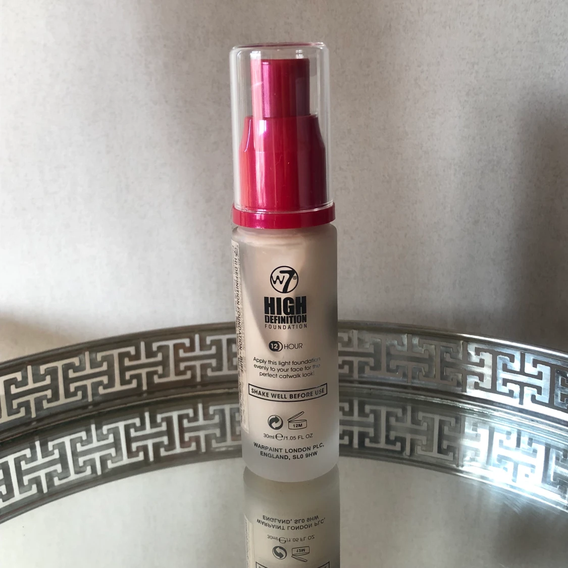 Foundation / W7 / High Definition / OÖPPNAD - 90