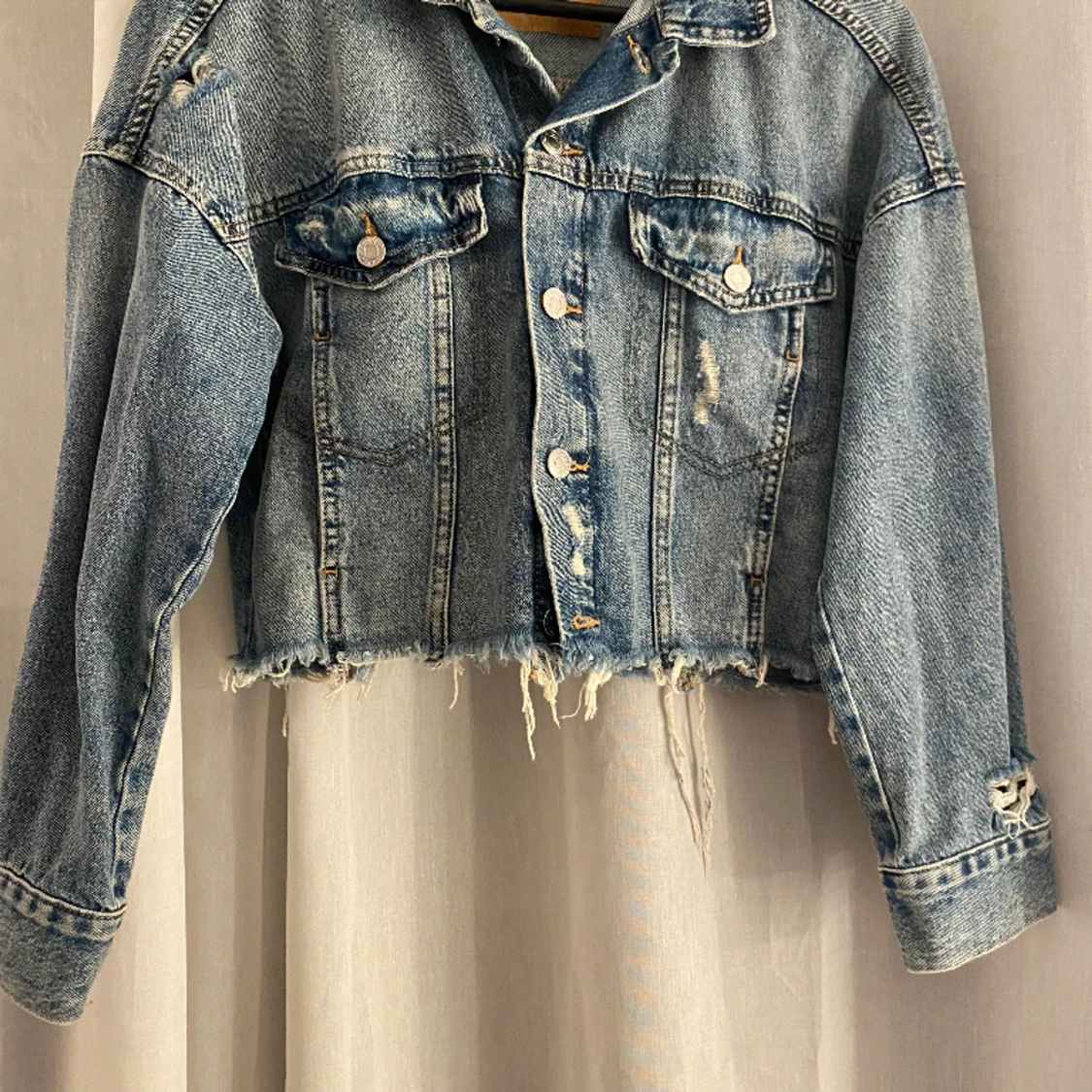 Cropped jean’s jacket