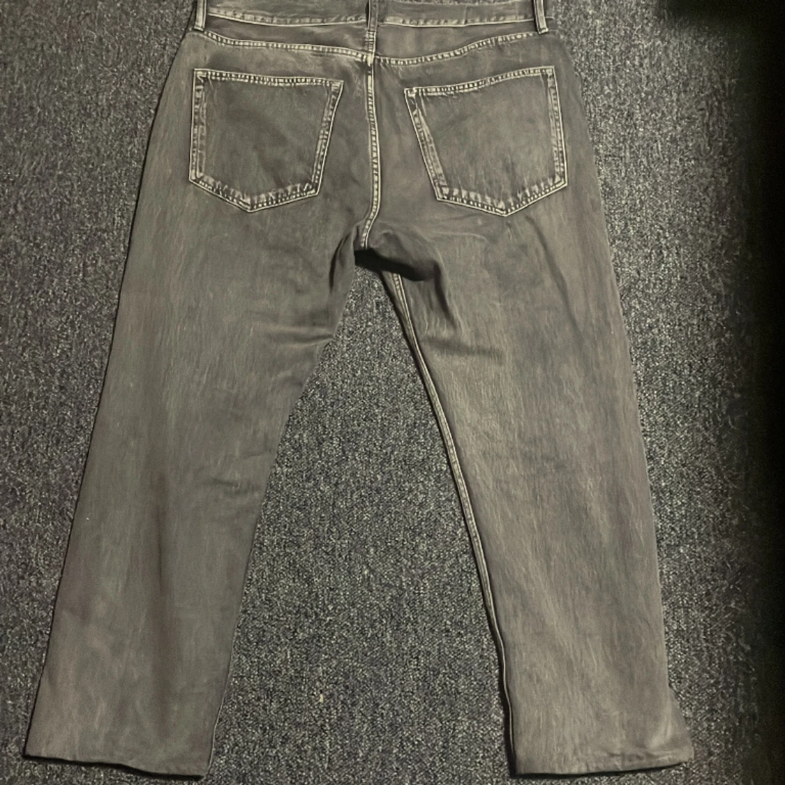 Gråa Jeans (relaxed fit) - 90