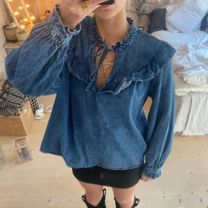 Blus - SUPER snygg blus❣️❣️❣️