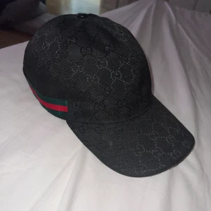 Gucci - Gucci keps storlek M som är använd fåtal gånger  Fint skick