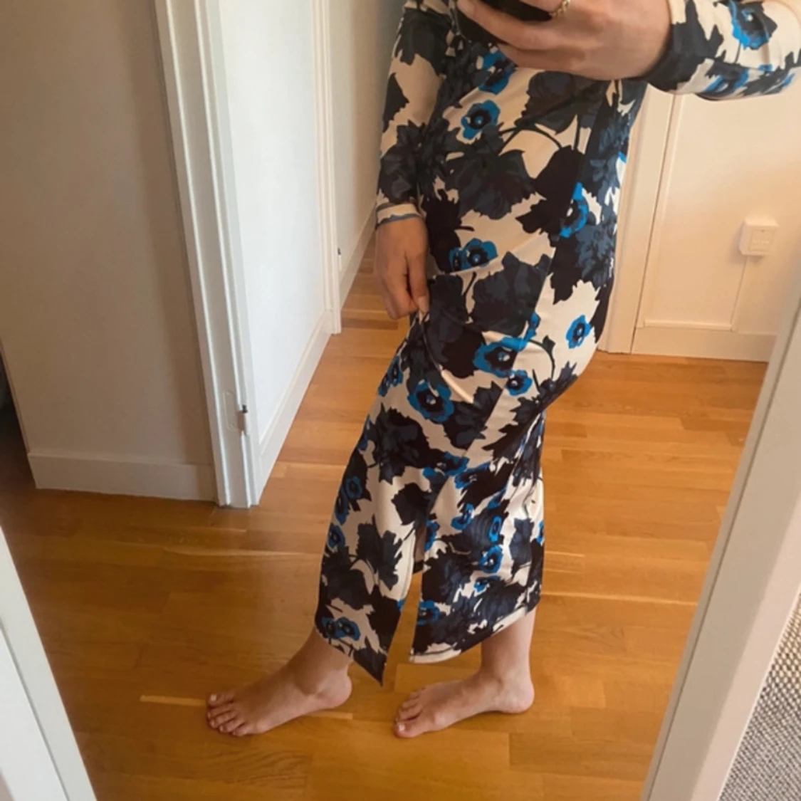 Blommig klänning  - 90