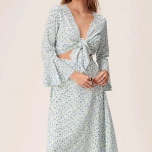 Adoore klänning blommig! - Adoore klänning