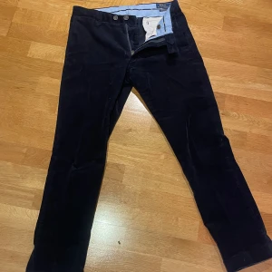 Ralph Lauren Byxor - Manchesterbyxor från Ralph Lauren. Klassiska och stilrena. Jättebra skick. 