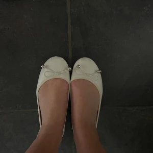 Ballerina skor - Världens sötaste ballerina skor! Storlek 37 