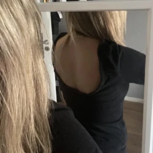 Open back topp⭐️💘 - Superfin topp med öppenrygg 💘