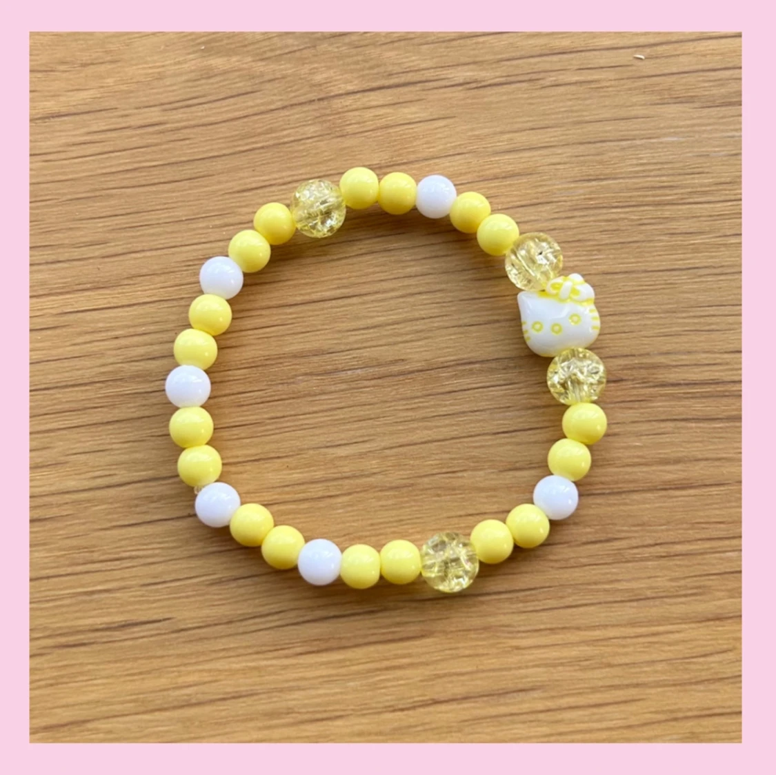 Hello kitty armband 💛