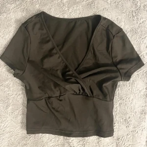 Topp⭐️ - Urringad bastopp💘