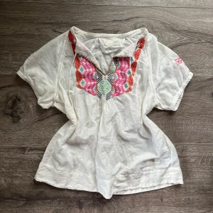 Odd Molly topp - Söt topp utan defekter som inte kommer till användning!! Luftigt material, perfekt till sommaren 💋