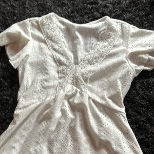 Blus - Blus från shein, använd ett fåtal ggr. Säljer pågrund utav att jag redan har en sån🩷🩷 Skirv om ni undrar över något 