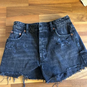 Shorts  - Fina shorts från zara!!❤️❤️❤️❤️❤️ så bra till sommaren 
