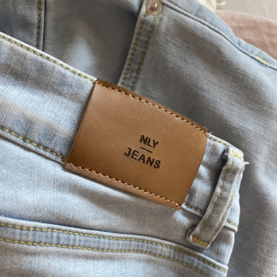 Low waisted jeans - 91