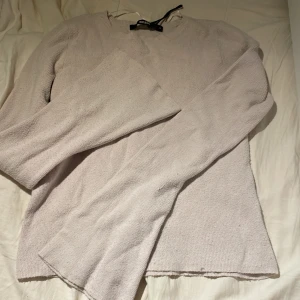 Tröja  - Säljer denna tröja från bikbok i storlek S