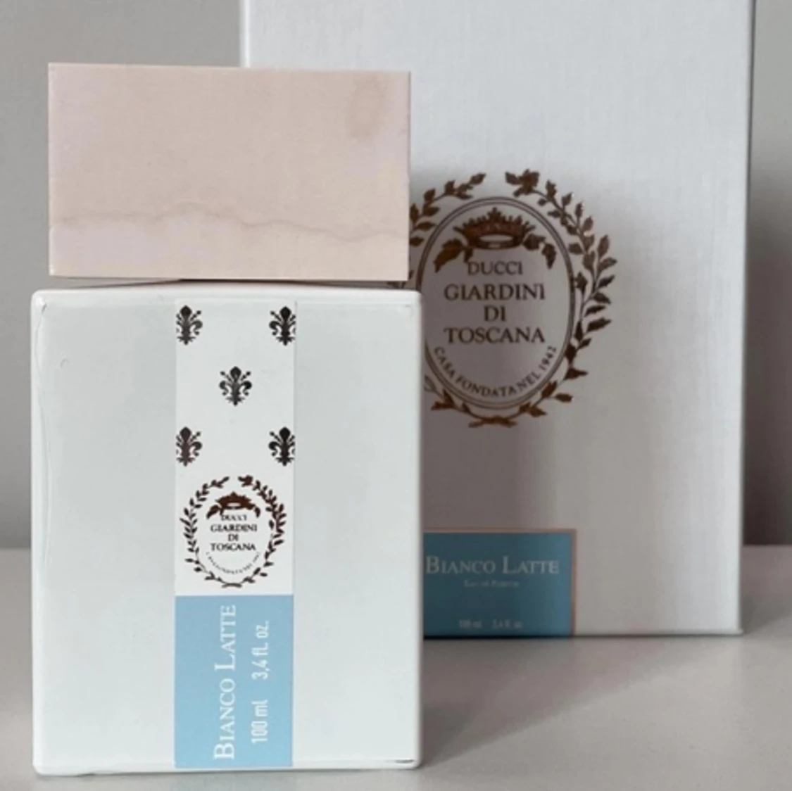 Vanilj parfym Bianco latte 