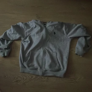 Ralph lauren hoodie - Size S oanvänd