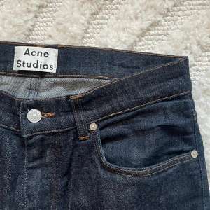 Acne Studios Jeans 32/32 - Strl 32/32, 10/10 skick
