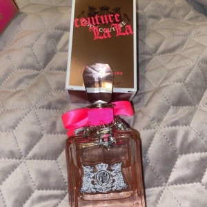 Juicy couture - Säljer min juicy parfym då den inte används. 