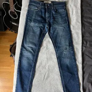 Holister jeans i mycket fint skick. Modellen heter Superskinny Epic flex.  Hör av dig vid frågor.
