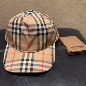 Burberry Keps - En fin beige Burberry Keps