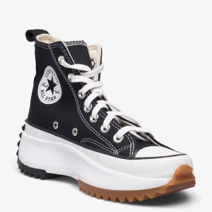 Converse run star hike - Svarta Converse run star hike!! Säljer för att de inte kommer till användning längre (har inte haft på mig jättemycket heller). Originalpris 1300kr 🫶