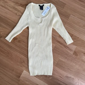 Lindex polo top - Aldrig använd, ny skick 