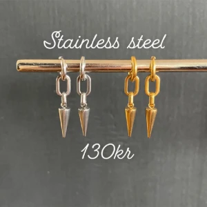 Örhängen  - Frakt 18kr ❤️