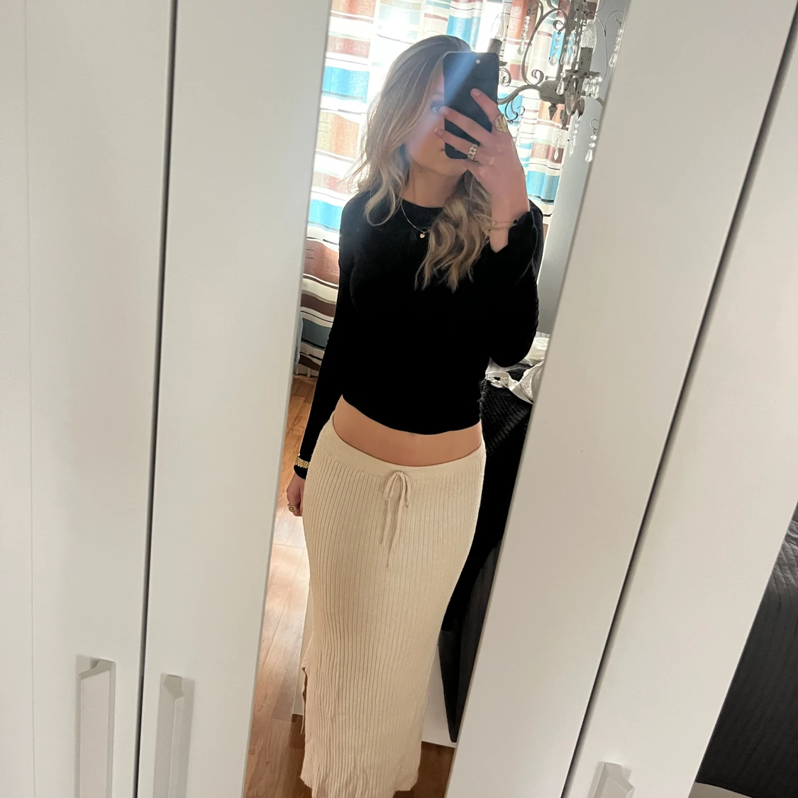 Jätteskön långkjol