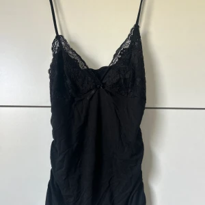 Linne  - En jätte fin linne som aldrig är använd. Storlek L