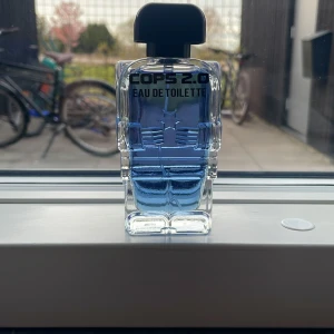 Parfym  - Full parfym som luktar gott