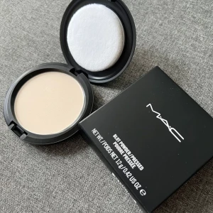 Mac powder( light) - Använd 1-2ggr