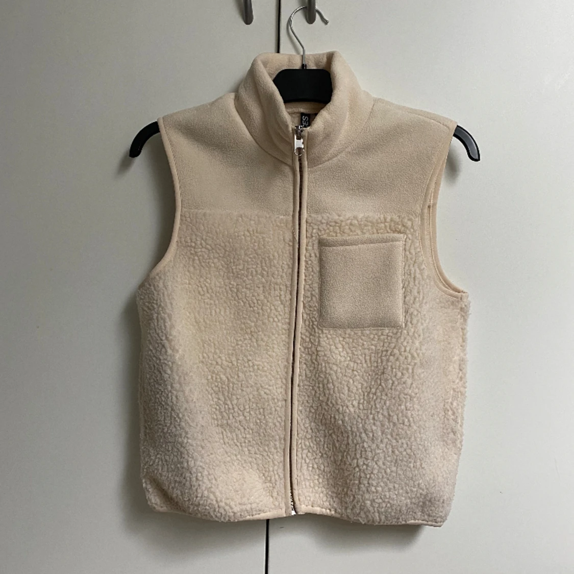 Teddyväst från pieces