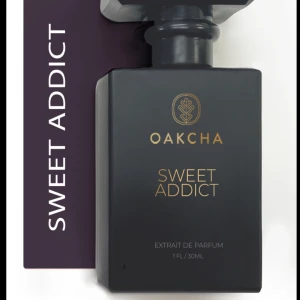 Parfym  - Jättesöt och fin doft, insperad av love dont be shy. Knappt använd 