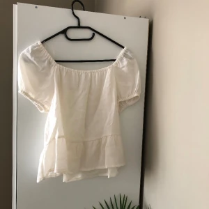 Köpte i somras!💋  hann inte använda nu är för liten - Jätte gullig 