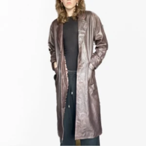 Jacqueline leather trenchcoat  - Brown leather trenchcoat size L, I’m 194cm so it’s quite long, worn very rarely, bought in Paris at secondhand store