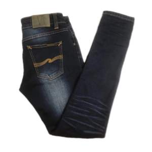Nudie jeans | Storlek W27 L33 | Skick 9/10 | Nypris, Runt 1500kr | Vårt pris, 399kr | Färg, Blå med vita detaljer | Pris kan diskuteras | Hör av er vid frågor eller intresse😁