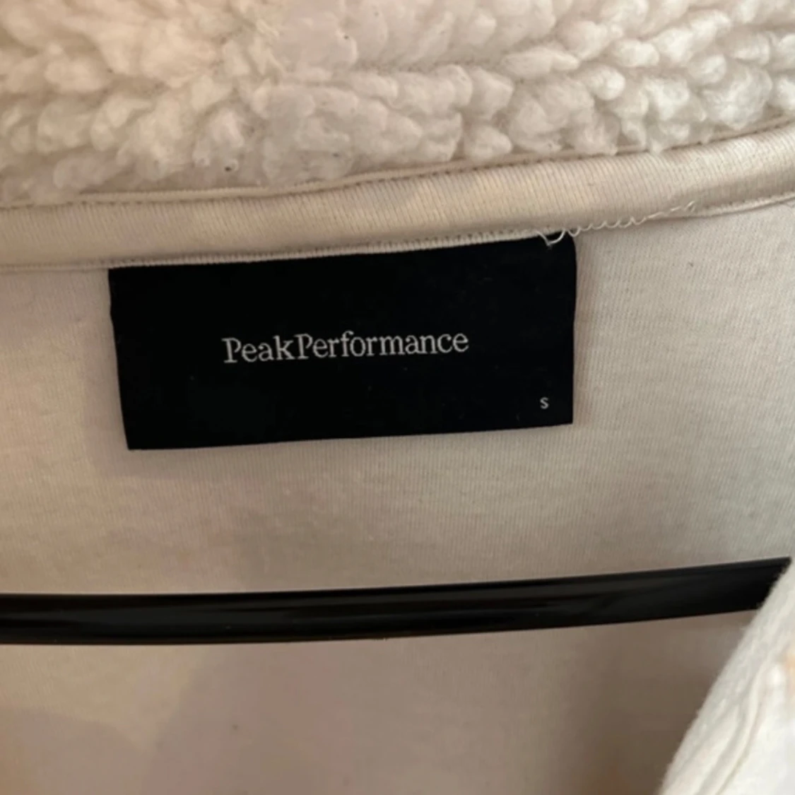 Peak performance Hoodie  - 91