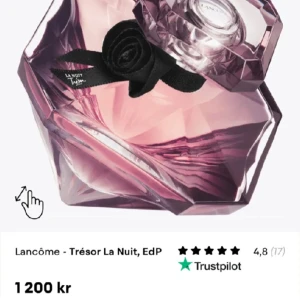 Lacome parfym  - La nuit parfym från lancome !  Ungefär halva använd !  Nypris ca 1200 