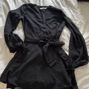 Klänning  - Klänning från NA-KD i fint skick. Storlek 36. 