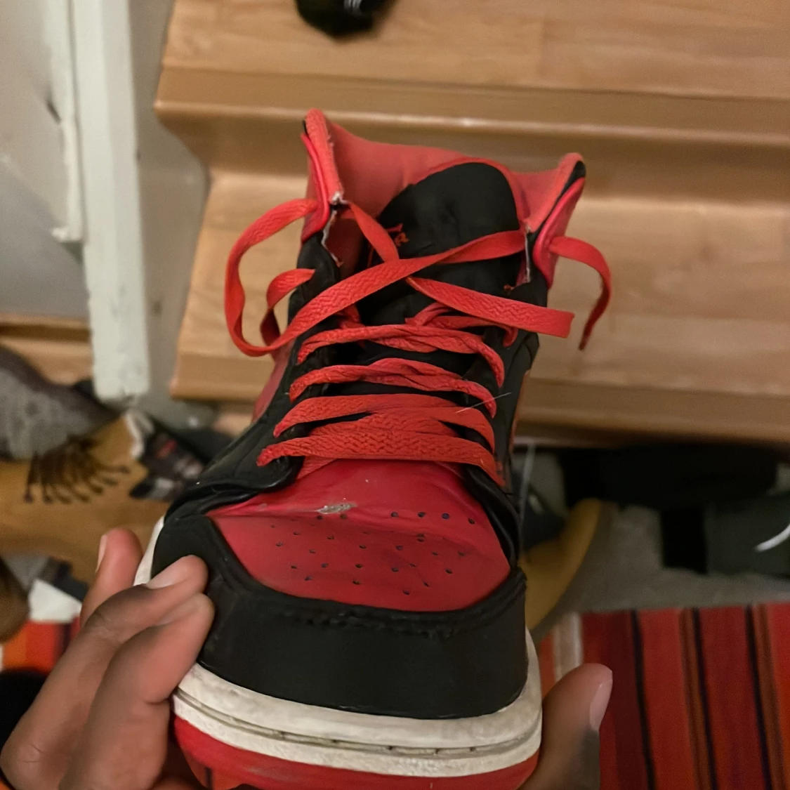 Skorna ska fixar som att dom såg nya ut  - 91